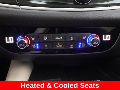 Used 2024 Buick Enclave Avenir w/ Avenir Technology Package AWD/4WD image 4