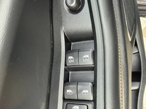 Used 2022 Jeep Grand Cherokee Limited image 26