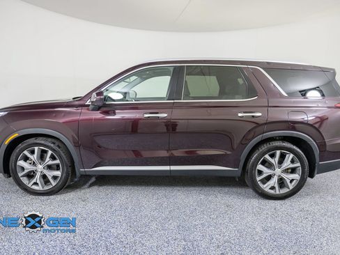 Used 2022 Hyundai Palisade SEL w/ 8P Bench Seat Package AWD/4WD image 5