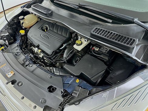 Used 2018 Ford Escape SE FWD image 29