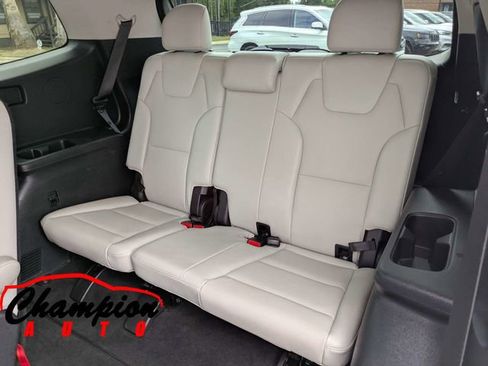 Used 2021 Kia Telluride S FWD image 18