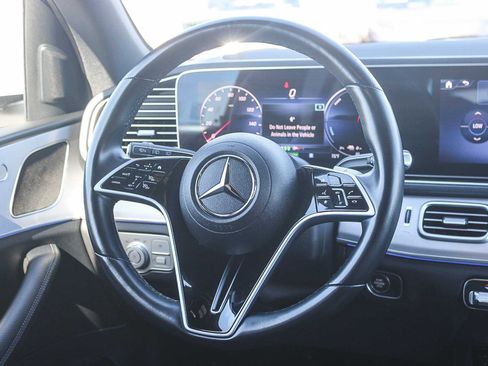 Used 2024 Mercedes-Benz GLE 450e 4MATIC image 16