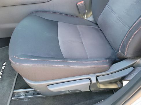 Used 2024 Nissan Sentra SR FWD image 10