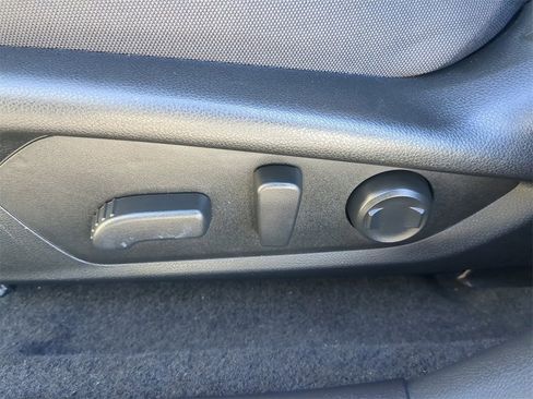 Certified 2024 Subaru Crosstrek 2.0i Premium image 18