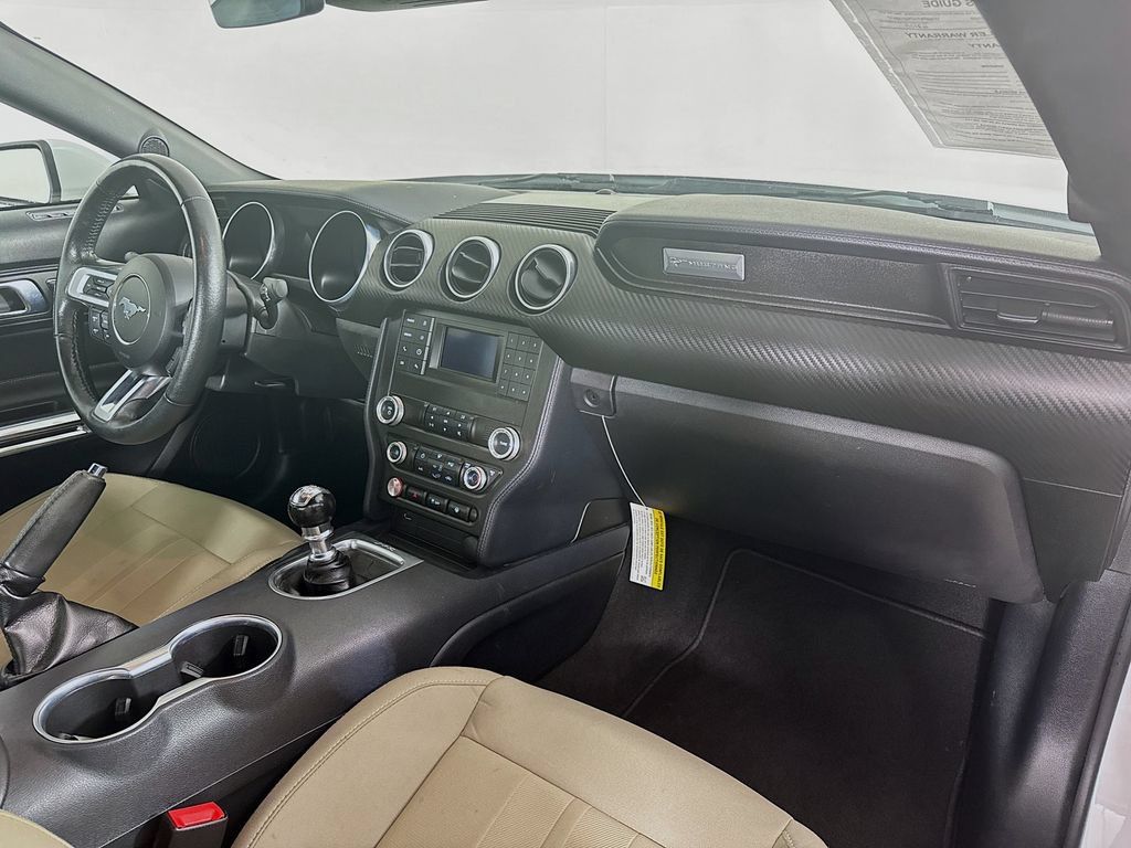 Used 2022 Ford Mustang Coupe RWD image 27