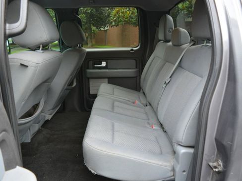 Used 2013 Ford F150 XLT w/ XLT Chrome Pkg RWD image 12