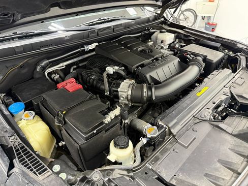 Used 2023 Nissan Frontier SV w/ SV Convenience Package image 52