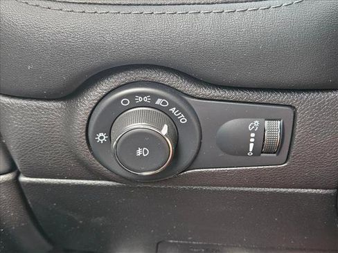 Used 2021 Dodge Durango Citadel RWD image 12