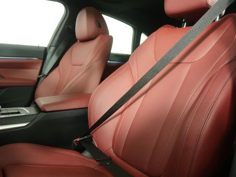 Used 2023 BMW i4 eDrive35 w/ Premium Package RWD image 10