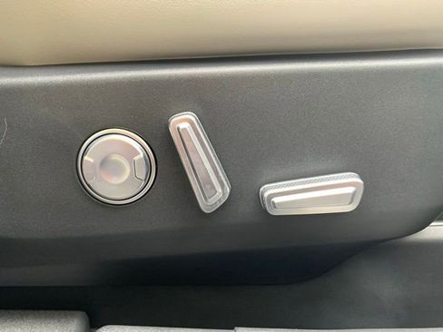 New 2026 Lincoln Nautilus Premier w/ Equipment Group 102A image 16