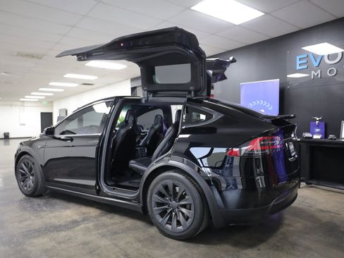 Used 2016 Tesla Model X 75D image 15