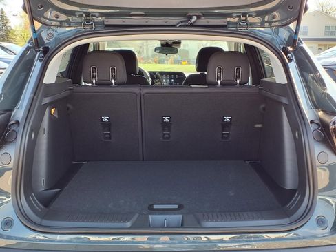 New 2026 Chevrolet Trax LS w/ LS Convenience Package FWD image 8