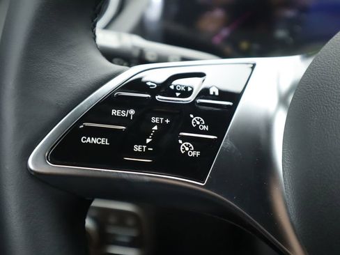 Certified 2025 Mercedes-Benz GLA 250 GLA 250 image 12