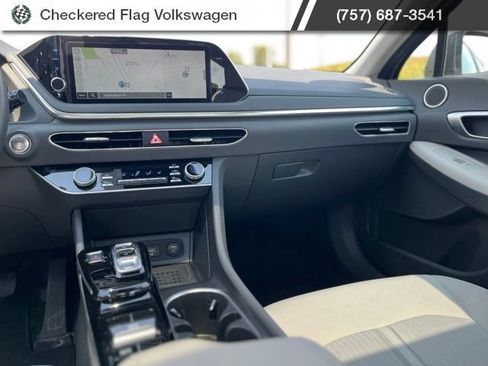 Used 2023 Hyundai Sonata SEL w/ Convenience Package FWD image 31