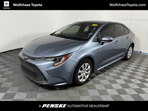 Used 2020 Toyota Corolla LE FWD image 1