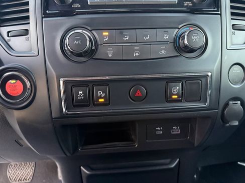Used 2022 Nissan Titan SV w/ Accessory Utility Package image 22