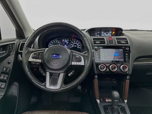 Used 2018 Subaru Forester 2.5i Touring w/ Popular Package #3B image 18