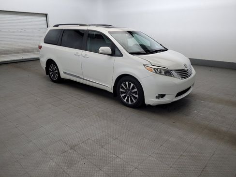 Used 2015 Toyota Sienna Limited Premium AWD/4WD image 11