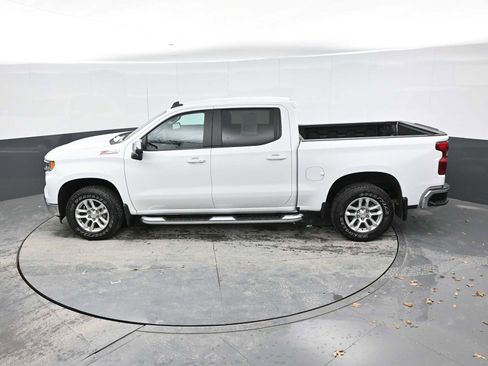Used 2025 Chevrolet Silverado 1500 LT image 12