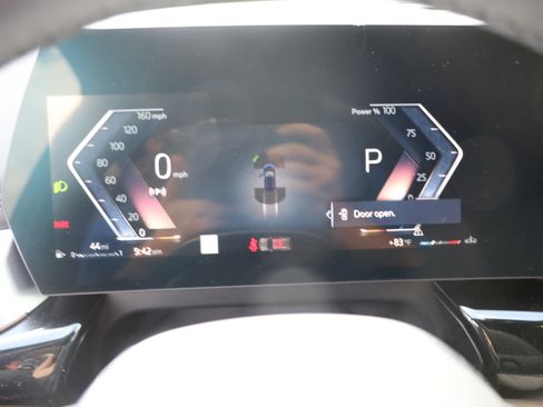 Certified 2025 BMW X1 xDrive28i w/ Convenience Package image 20