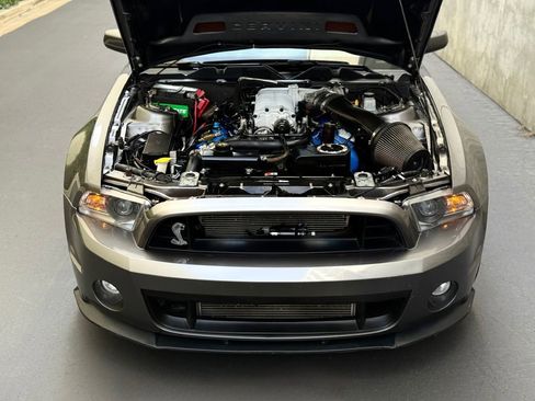 Used 2011 Ford Mustang Shelby GT500 w/ SVT Performance Pkg image 22