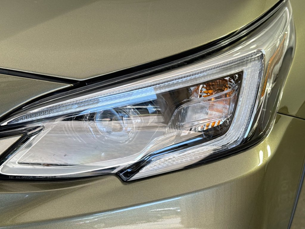 Used 2021 Subaru Outback Touring XT AWD/4WD image 39