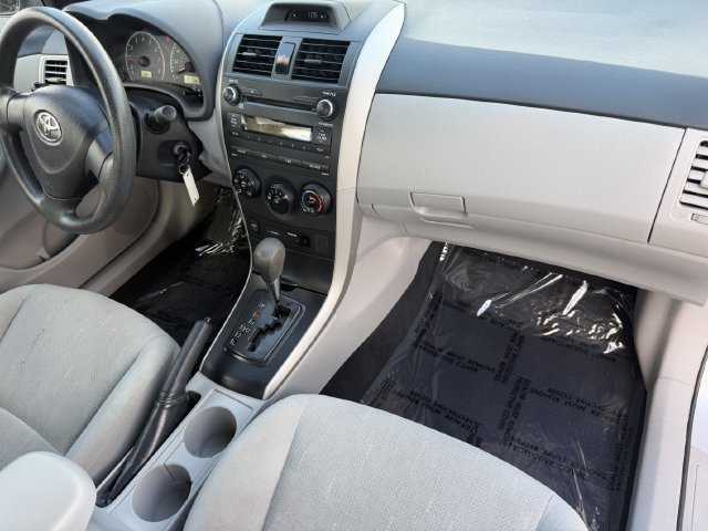 Used 2012 Toyota Corolla L FWD image 4