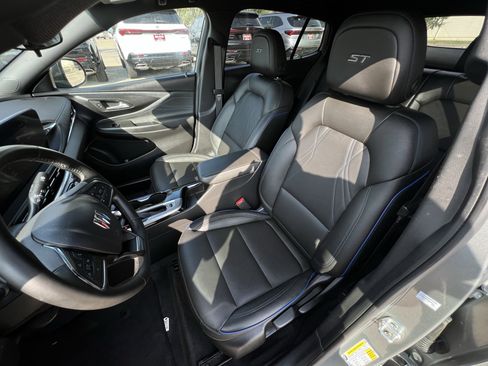 Used 2025 Buick Envista Sport Touring image 20