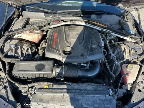 Used 2017 Alfa Romeo Giulia Ti w/ TI 19" Sport Package image 22