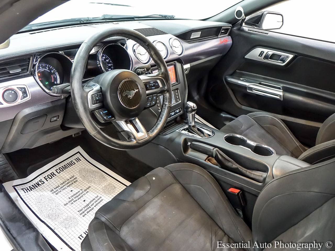Used 2017 Ford Mustang Coupe RWD image 12