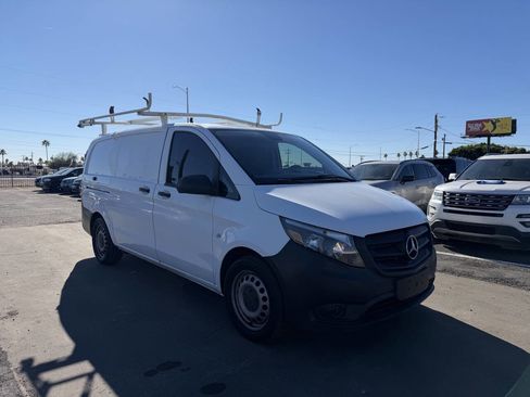 Used 2016 Mercedes-Benz Metris image 15