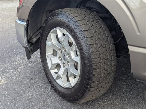 Used 2023 Ford F150 XLT image 37