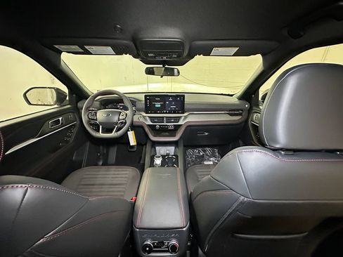 New 2026 Ford Explorer ST-Line w/ ST-Line Street Pack AWD/4WD image 25