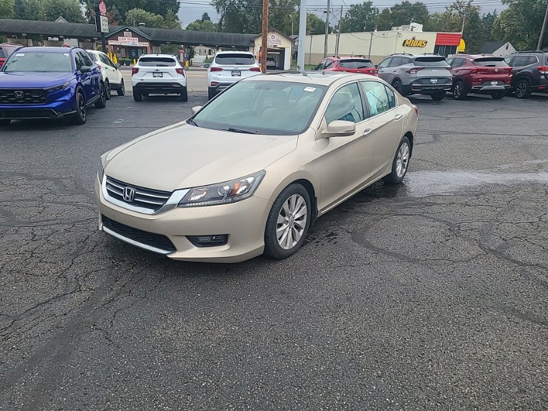 Used 2014 Honda Accord EX image 2