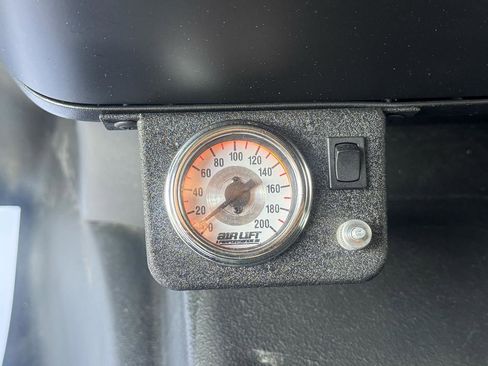 Used 2021 GMC Sierra 2500 2WD Crew Cab image 23