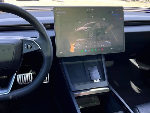 Used 2024 Tesla Model 3 Performance image 6