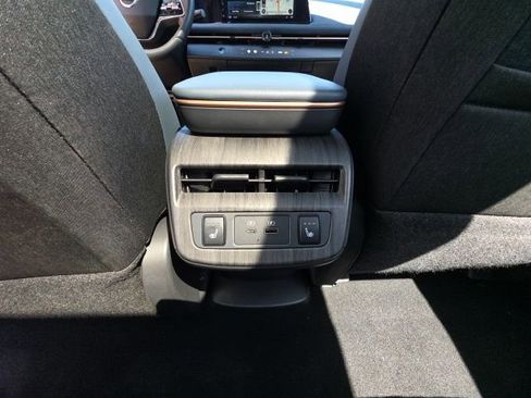 Used 2023 Nissan Ariya PLATINUM+ e-4ORCE image 25