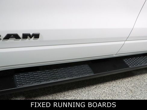 Used 2021 RAM 1500 Big Horn image 12