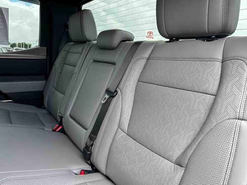 Used 2025 Toyota Tundra Limited AWD/4WD image 20