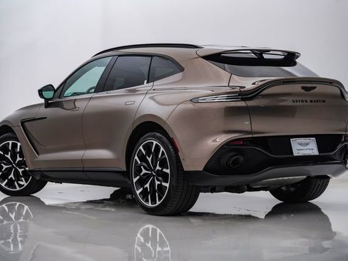Used 2023 Aston Martin DBX AWD/4WD image 8