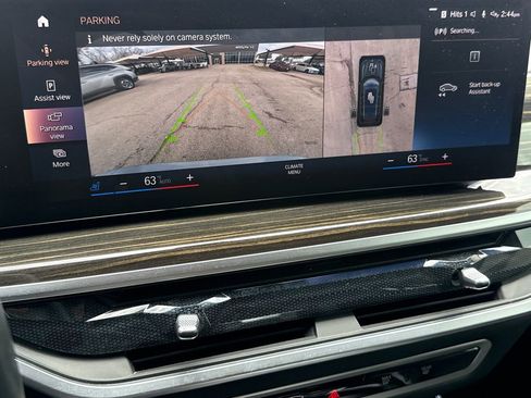 Used 2023 BMW X7 xDrive40i w/ Premium Package image 25