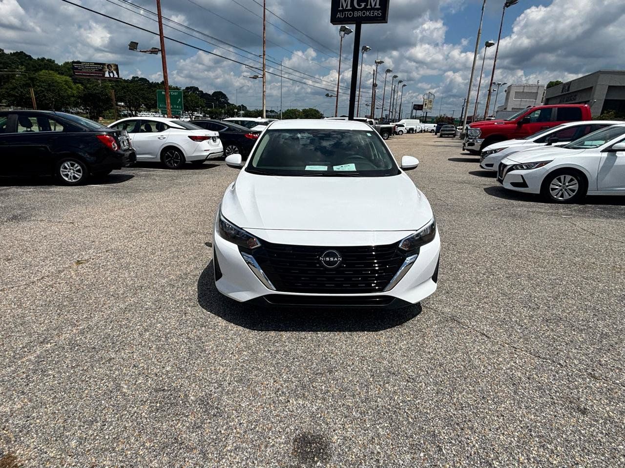 Used 2024 Nissan Sentra S FWD image 6