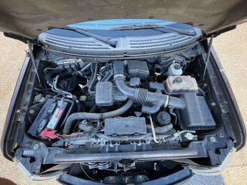 Used 2010 Ford F150 Lariat image 40