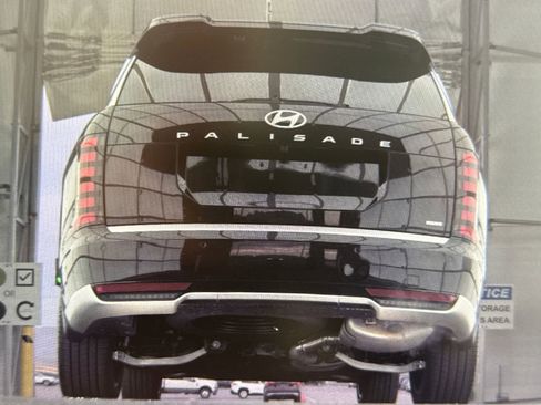 Used 2026 Hyundai Palisade Calligraphy image 9