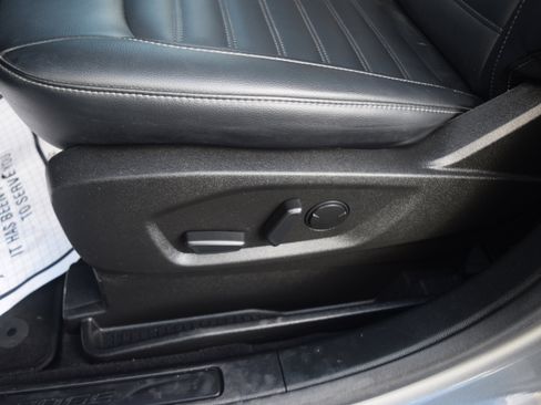 Used 2023 Ford Edge SEL w/ Convenience Package image 19