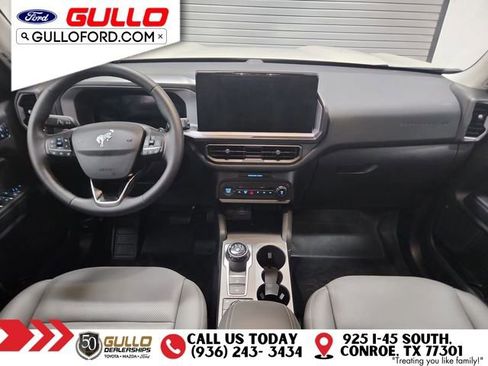 Used 2025 Ford Bronco Sport Badlands image 11