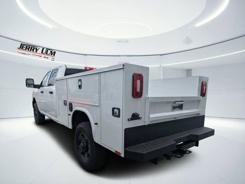 New 2026 RAM 3500 Tradesman AWD/4WD image 5