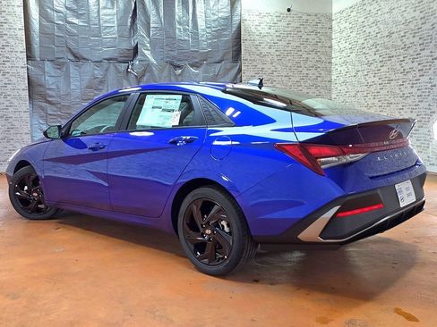 New 2026 Hyundai Elantra SEL Sport image 6