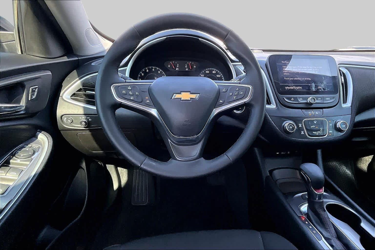 Used 2024 Chevrolet Malibu RS FWD image 5