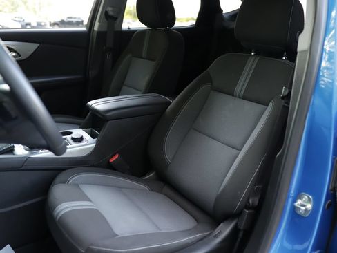 Used 2024 Chevrolet Blazer LT w/ Convenience Package FWD image 24